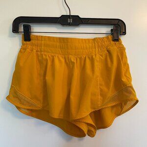 Lulu Lemon Hotty Hot Low-Rise Lined Short 2.5 - Yellow